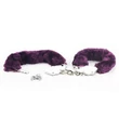 Lila plüssel bevont fém bilincs kulccsal - Fetish Pleasure Fluffy Hand Cuffs Purple