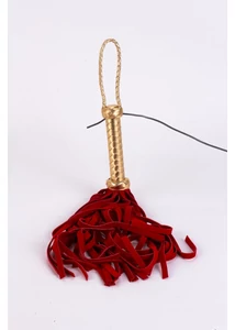 Piros korbács fém fogóval 45 cm - Flogger with metallic leather handle suede leather tails