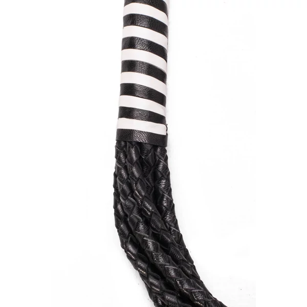 Korbács bőrból 8 tail polish leather flogger